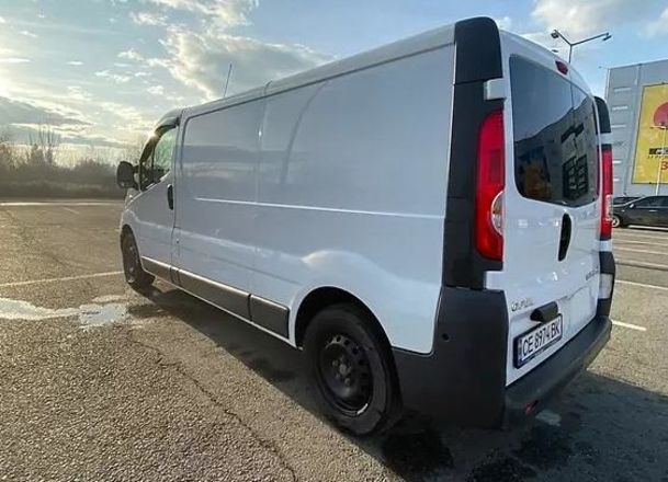 Продам Opel Vivaro груз. 2013 года в Черновцах