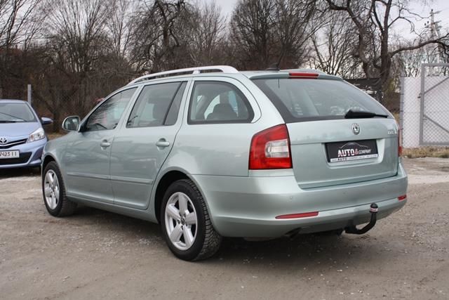 Продам Skoda Octavia Elegance 2010 года в Львове