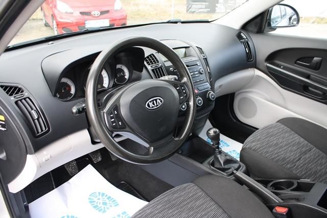 Продам Kia Ceed SW 2009 года в Львове