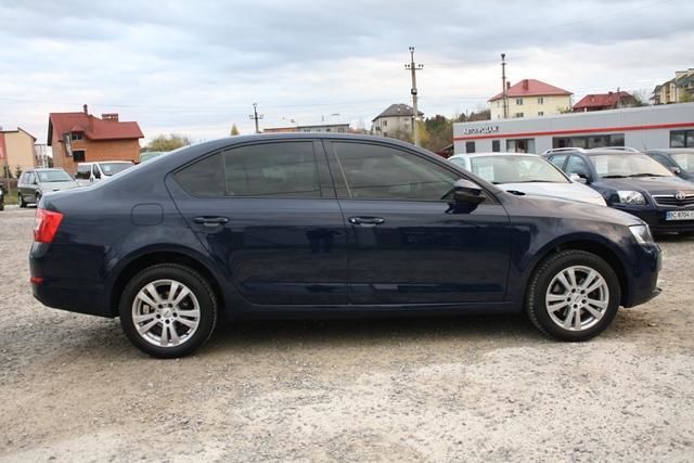 Продам Skoda Octavia A7 з ПДВ 2016 года в Львове