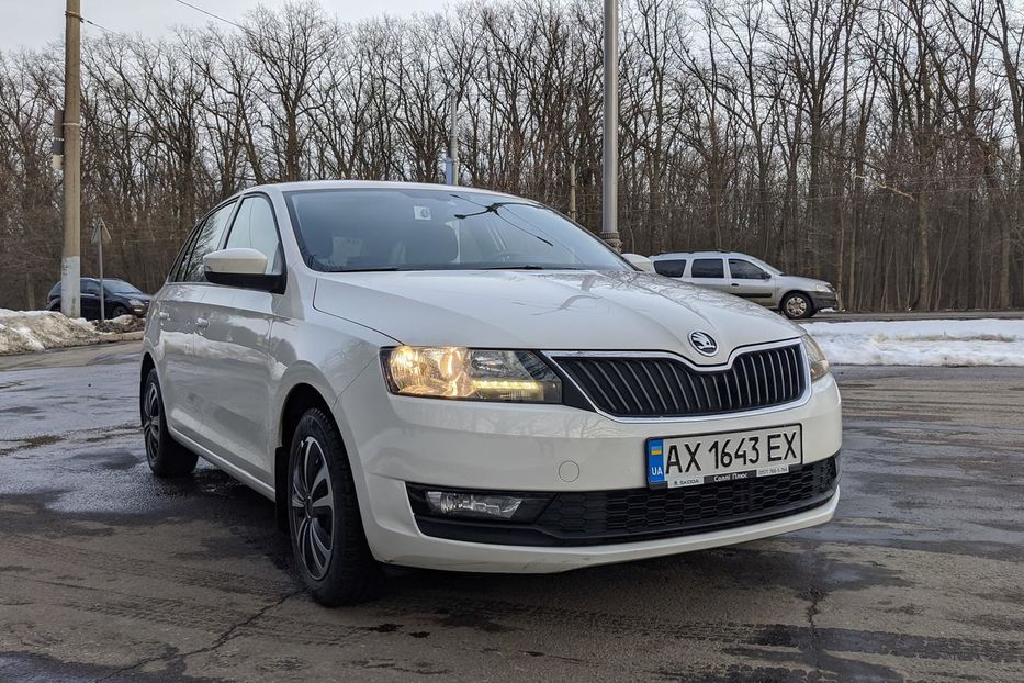 Продам Skoda Spaceback Ambition 1.6 AT 2017 года в Харькове