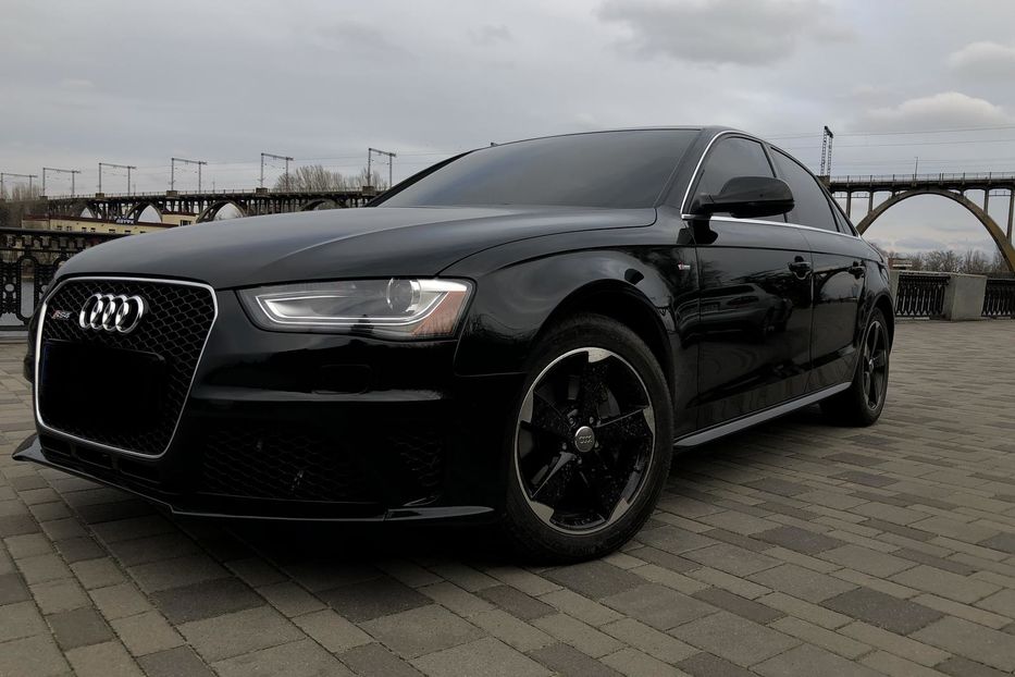 Продам Audi A4 S-line QUATTRO 2014 года в Днепре