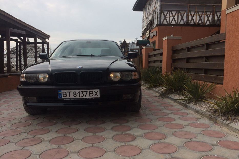 Продам BMW 740 2000 года в Херсоне