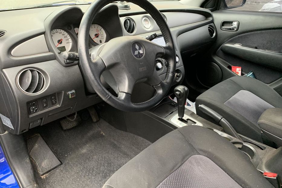 Продам Mitsubishi Outlander 2005 года в Киеве