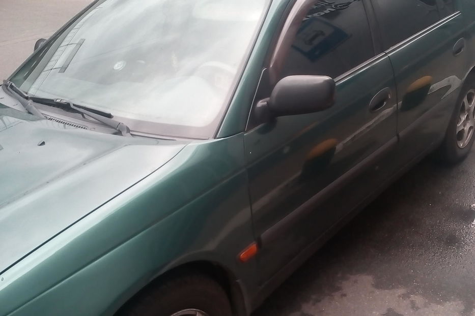 Продам Toyota Avensis Т22 1999 года в Киеве