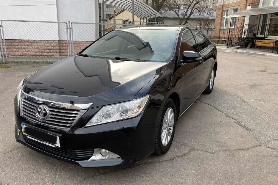 Продам Toyota Camry 2012 года в Черкассах