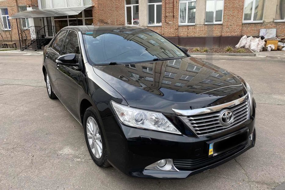 Продам Toyota Camry 2012 года в Черкассах