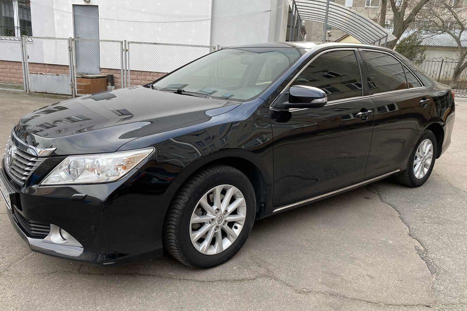 Продам Toyota Camry 2012 года в Черкассах