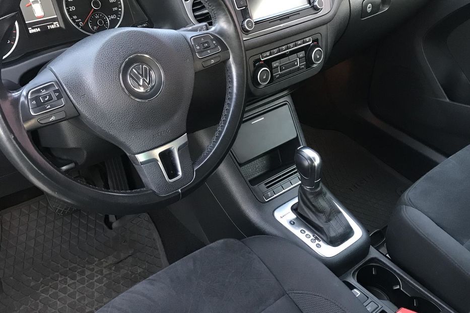 Продам Volkswagen Tiguan 2013 года в Киеве