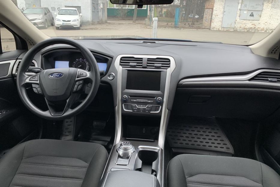 Продам Ford Fusion SE 2018 года в Киеве