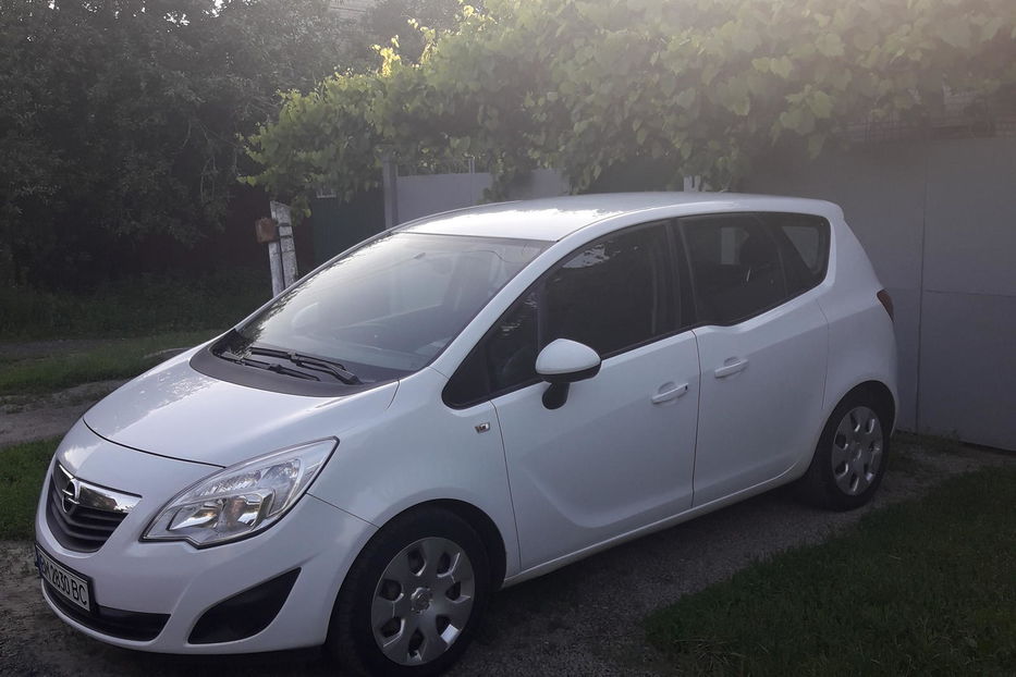 Продам Opel Meriva 2011 года в Сумах