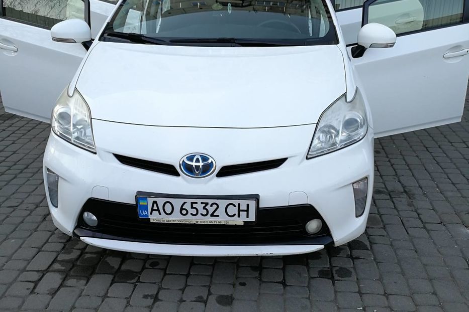 Продам Toyota Prius 2012 года в Ужгороде