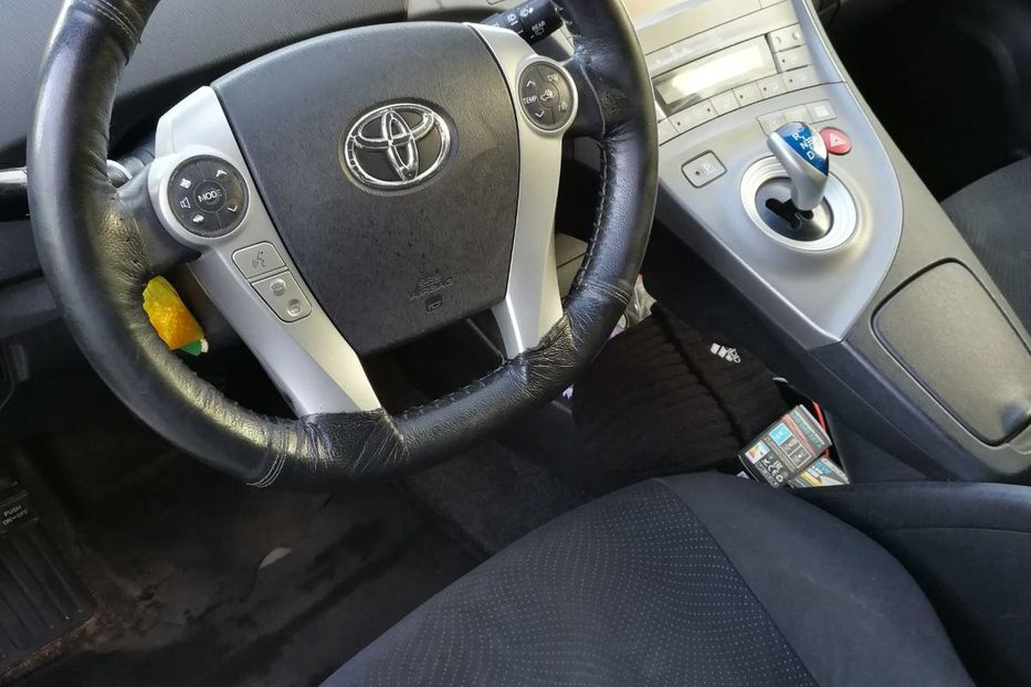 Продам Toyota Prius 2012 года в Ужгороде