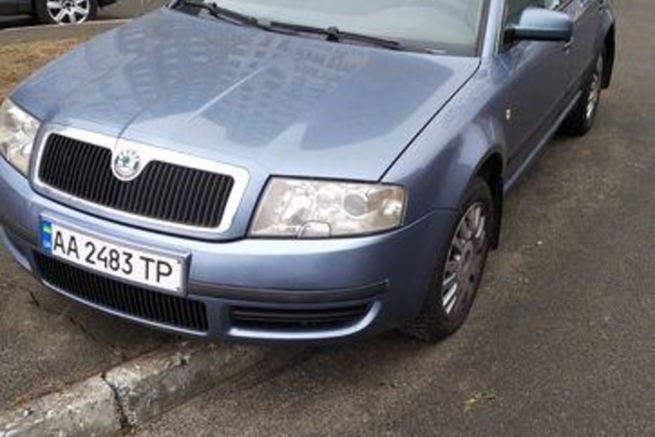 Продам Skoda Superb 2002 года в Киеве