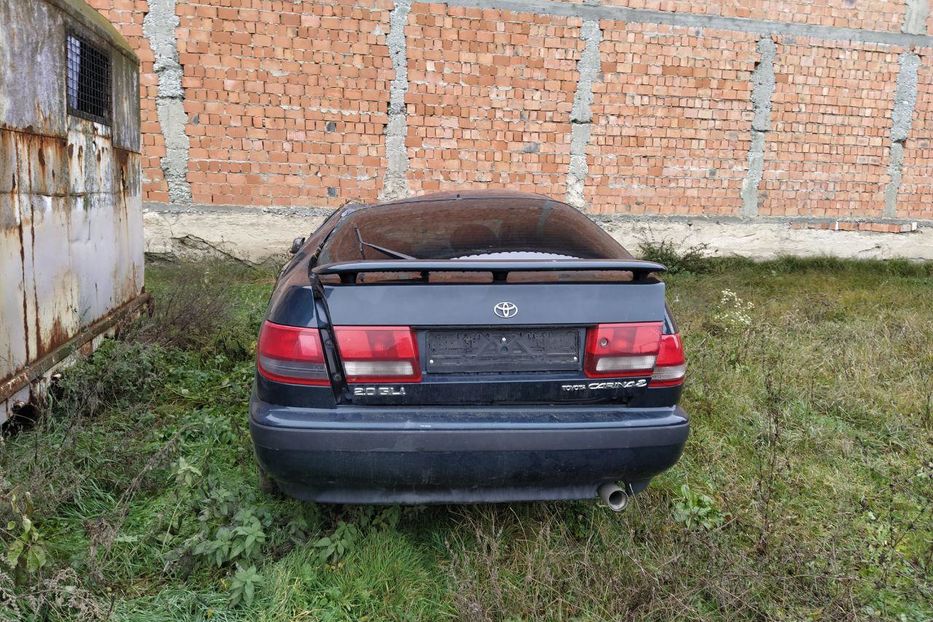 Продам Toyota Carina 1994 года в Черновцах