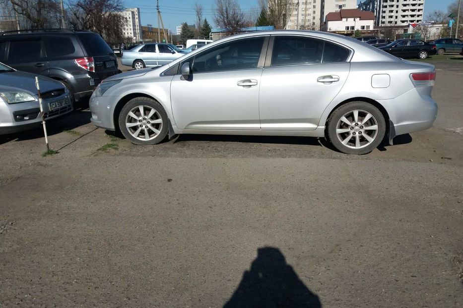 Продам Toyota Avensis 2010 года в Черкассах