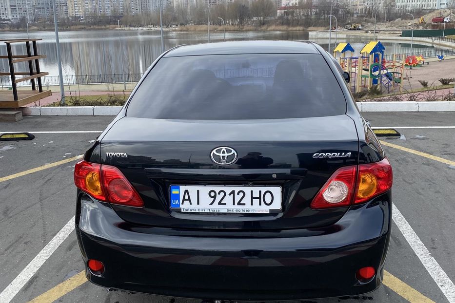 Продам Toyota Corolla Luna 2009 года в Киеве