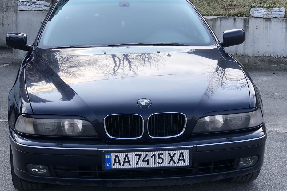 Продам BMW 523 2000 года в Киеве