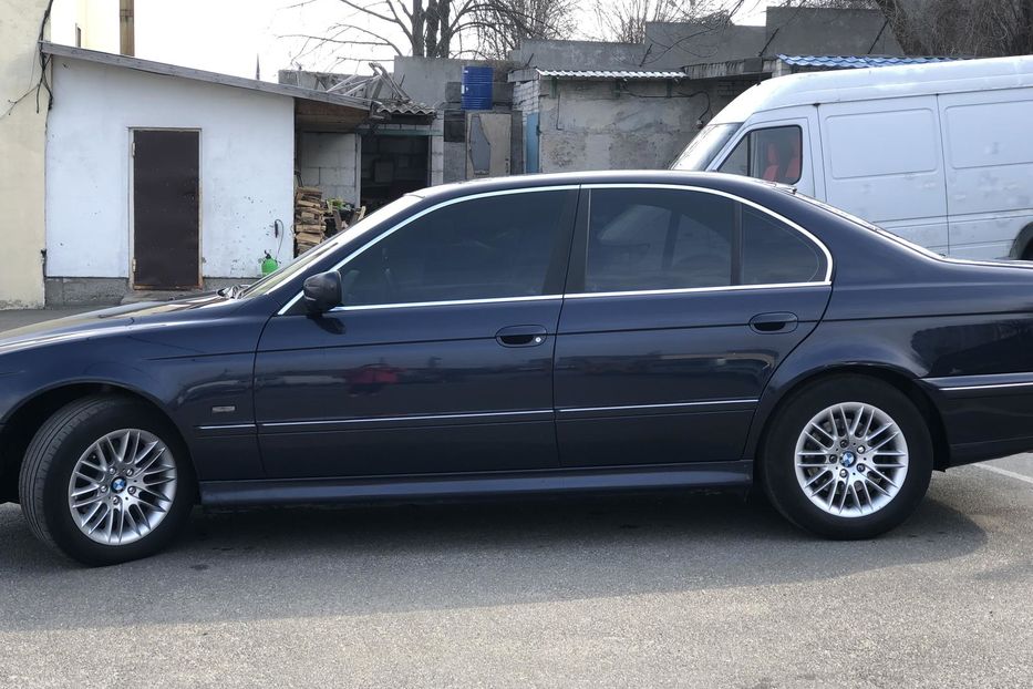 Продам BMW 523 2000 года в Киеве