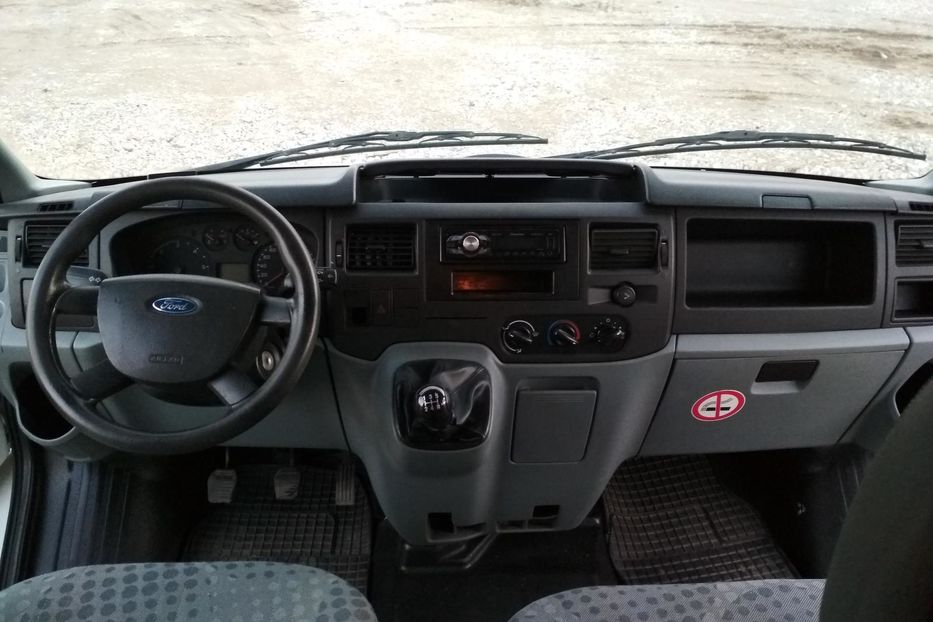 Продам Ford Transit пасс. 8+1. дв.2,2см.TDCI-150лс. 2006 года в Киеве