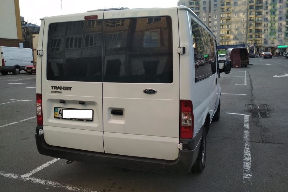 Продам Ford Transit пасс. 8+1. дв.2,2см.TDCI-150лс. 2006 года в Киеве