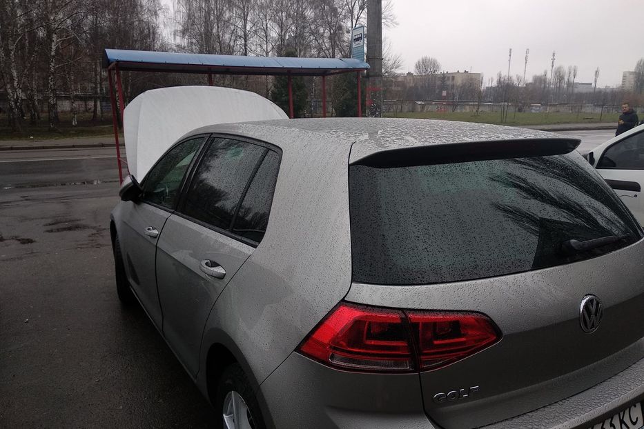 Продам Volkswagen Golf VII 2013 года в Киеве