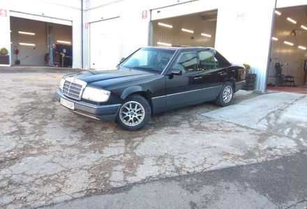 Продам Mercedes-Benz E-Class 104980 1991 года в Херсоне