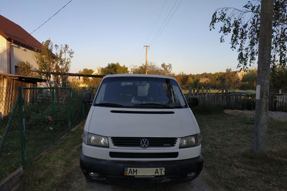 Продам Volkswagen T4 (Transporter) пасс. 2003 года в Житомире