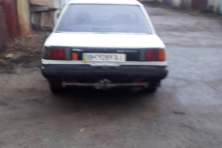 Продам Toyota Carina 1984 года в Одессе