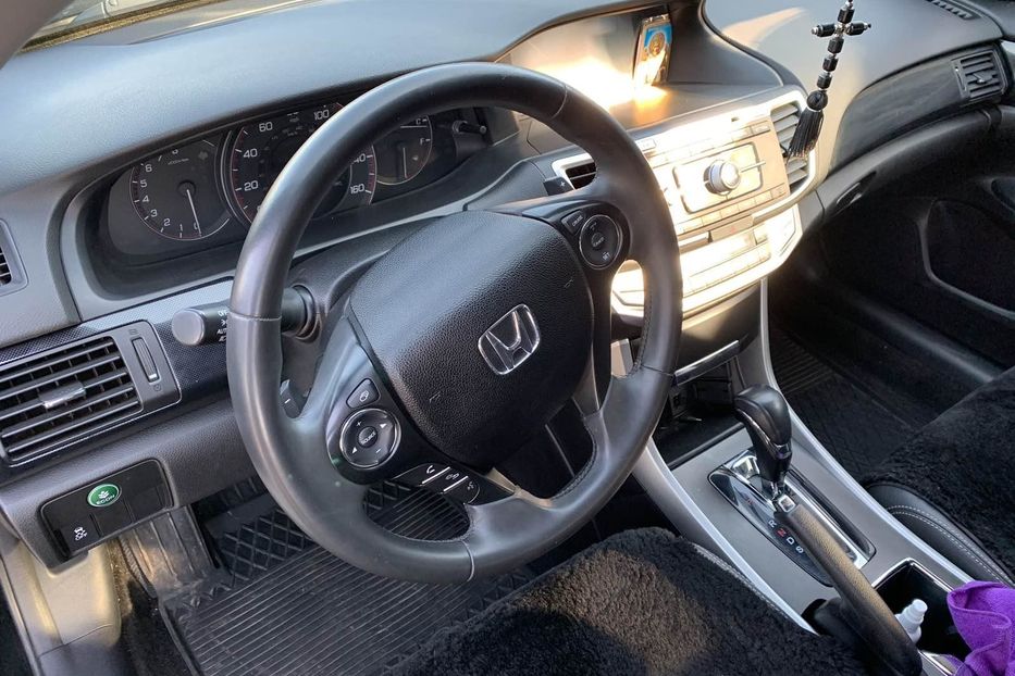 Продам Honda Accord 2015 года в Ивано-Франковске