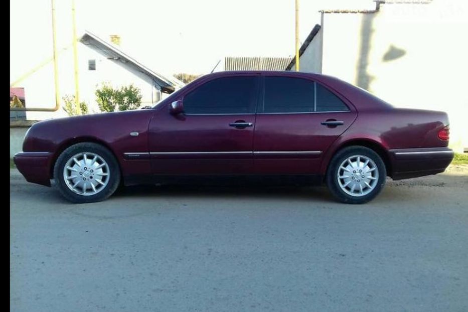 Продам Mercedes-Benz E-Class 1999 года в Ивано-Франковске