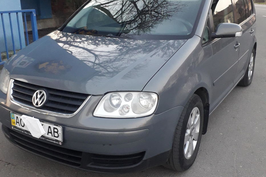 Продам Volkswagen Touran . 2005 года в Ужгороде