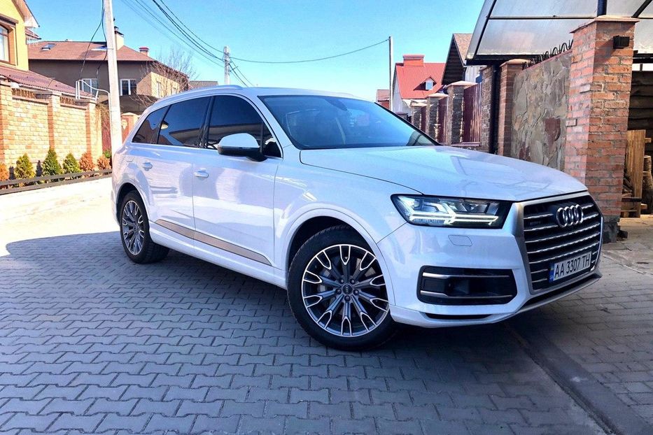 Продам Audi Q7 3.0 TFSI Tiptronic quattro (333л.с) 2016 года в Киеве