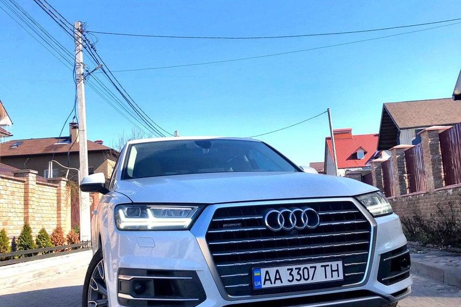 Продам Audi Q7 3.0 TFSI Tiptronic quattro (333л.с) 2016 года в Киеве