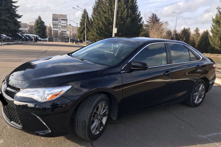 Продам Toyota Camry 2015 года в Ровно