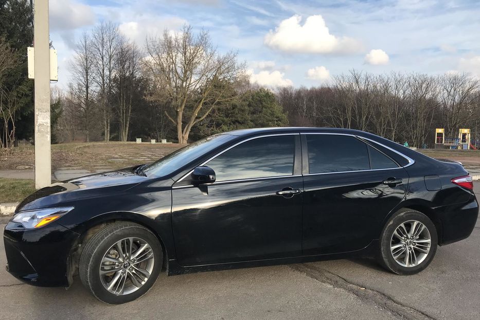 Продам Toyota Camry 2015 года в Ровно