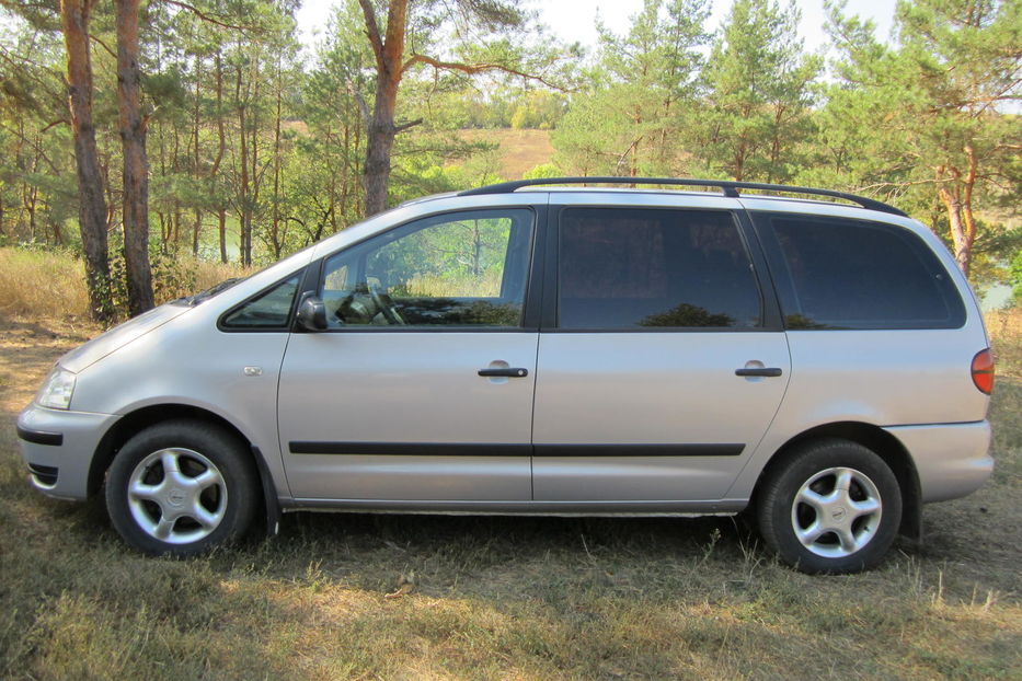 Продам Volkswagen Sharan 2000 года в Харькове