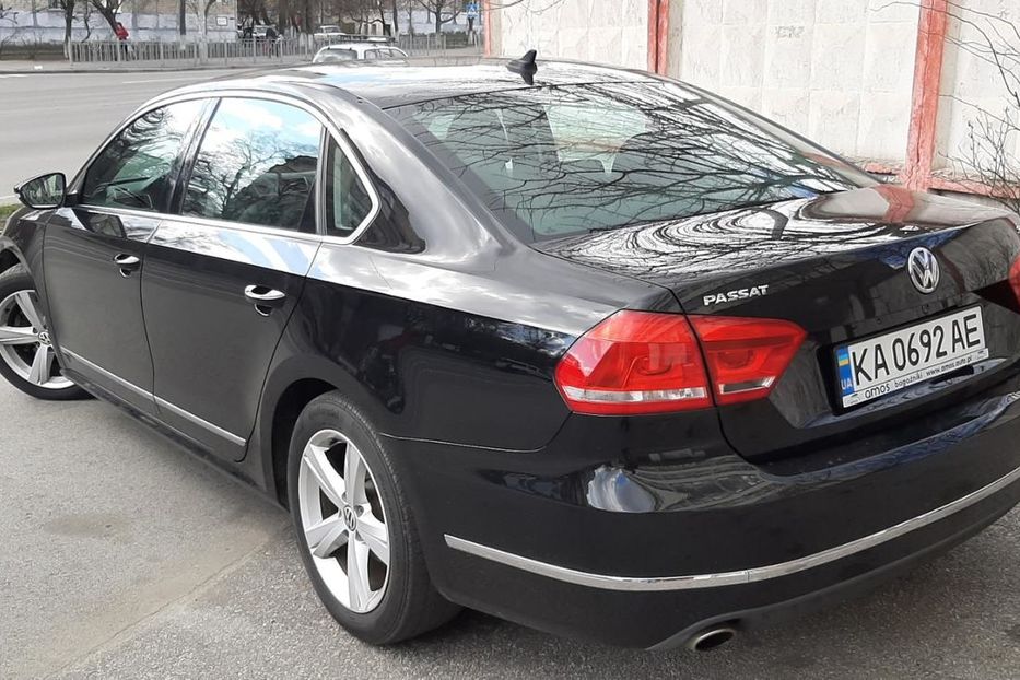 Продам Volkswagen Passat B7 2011 года в Киеве