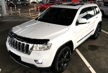 Продам Jeep Grand Cherokee Top Overland Official 3 TDi  2013 года в Киеве