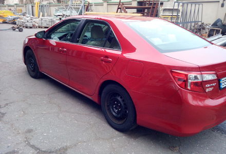 Продам Toyota Camry 50 LE 2014 года в Одессе