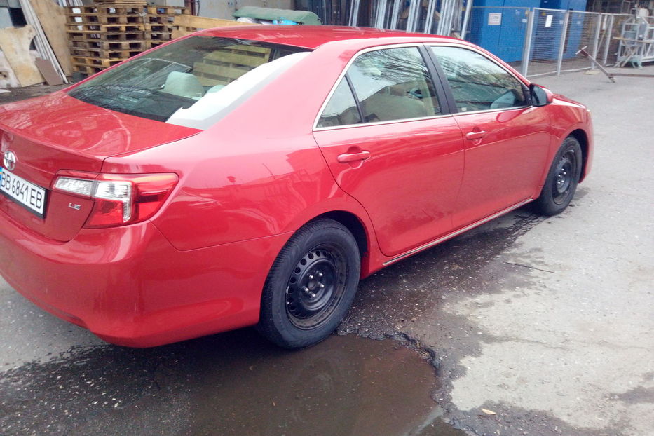 Продам Toyota Camry 50 LE 2014 года в Одессе