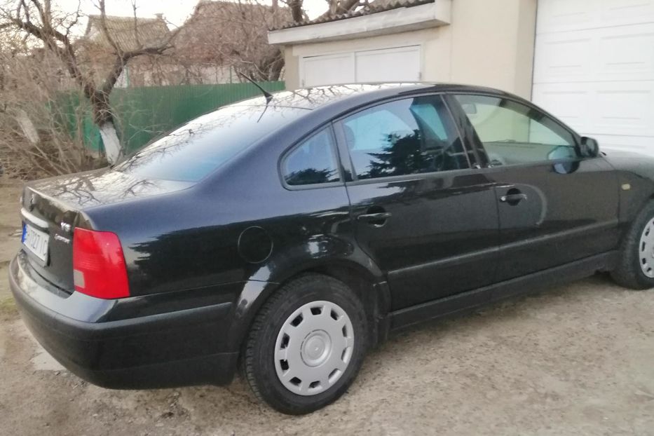 Продам Volkswagen Passat B5 1998 года в Одессе