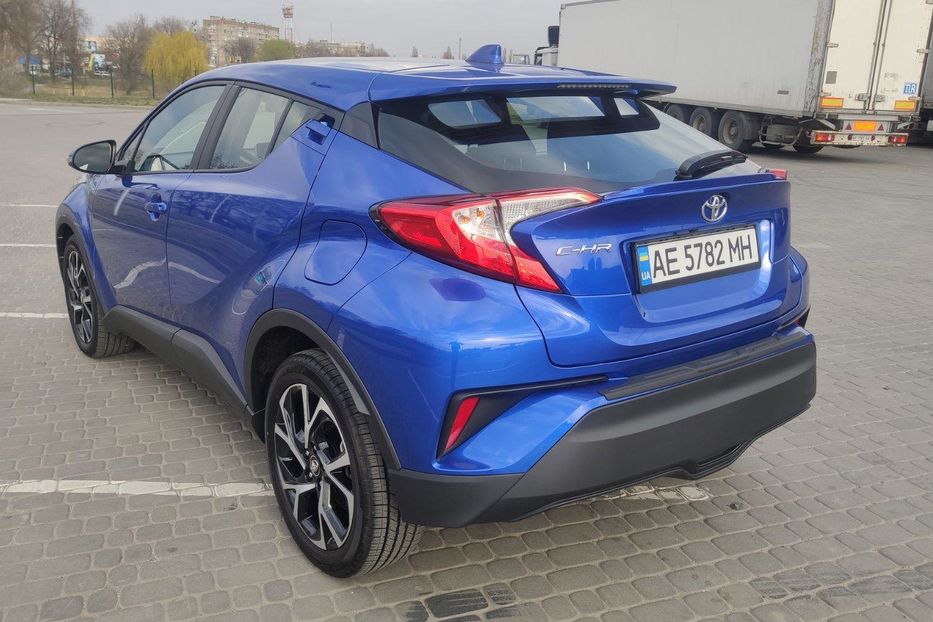 Продам Toyota C-HR 2019 года в г. Новомосковск, Днепропетровская область