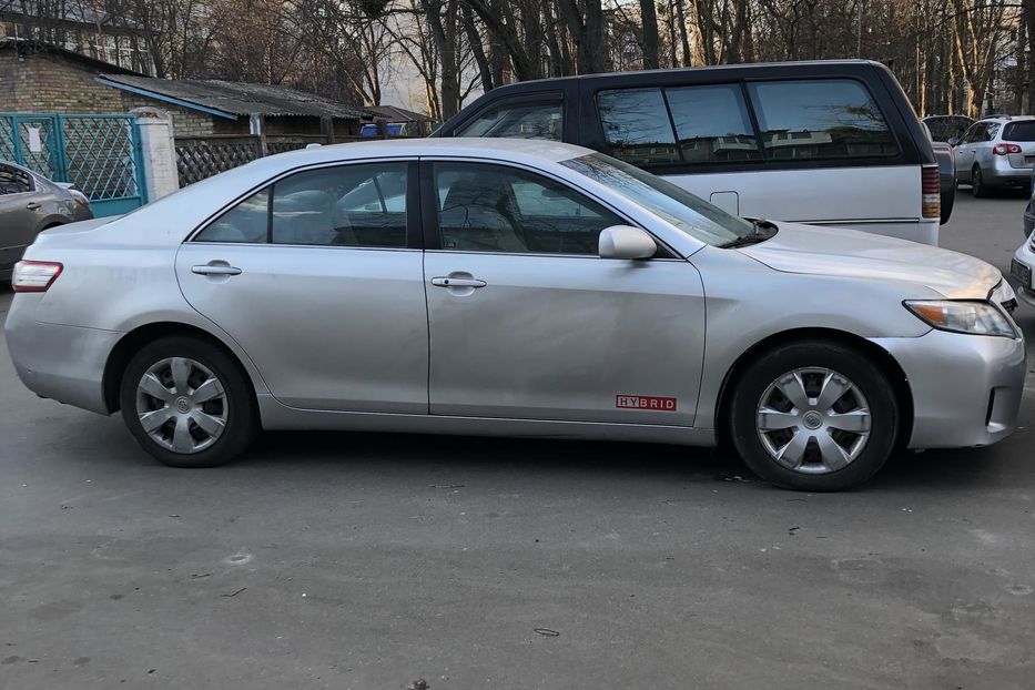 Продам Toyota Camry 2010 года в Киеве