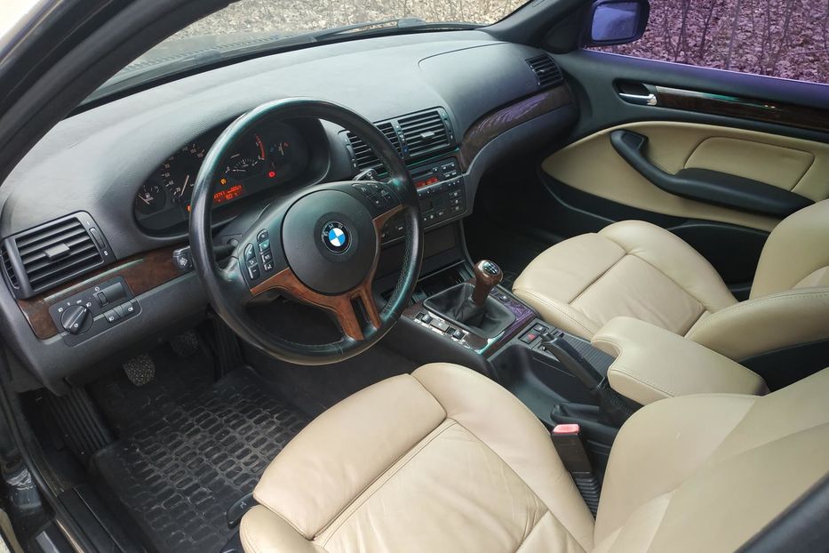 Продам BMW 330 2003 года в Одессе