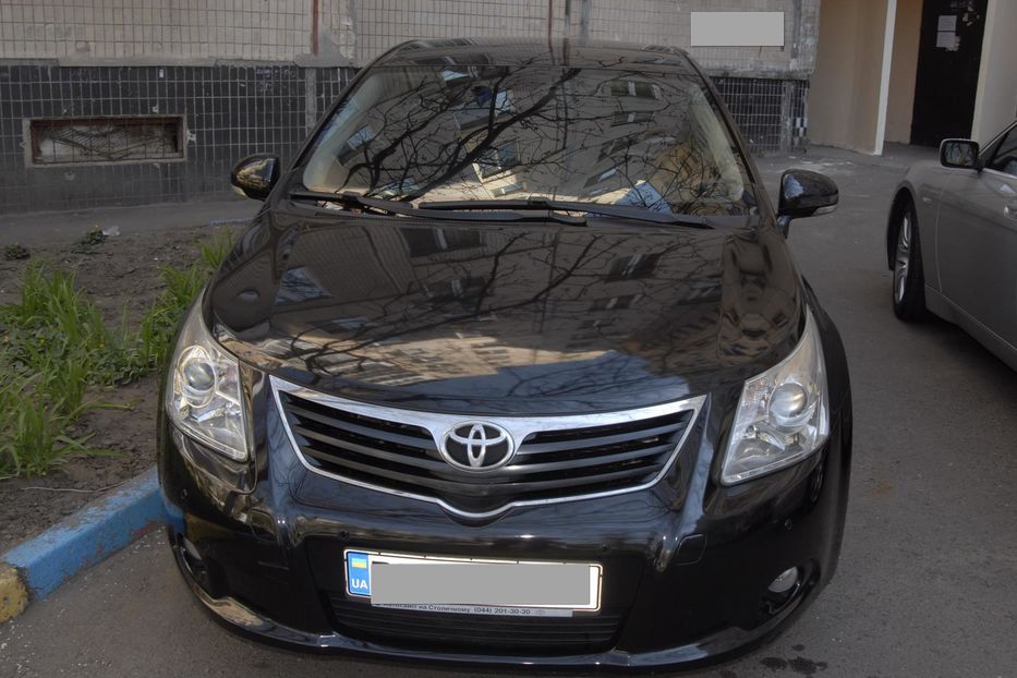 Продам Toyota Avensis 2011 года в Одессе