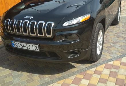 Продам Jeep Cherokee Latitude 2016 года в Киеве