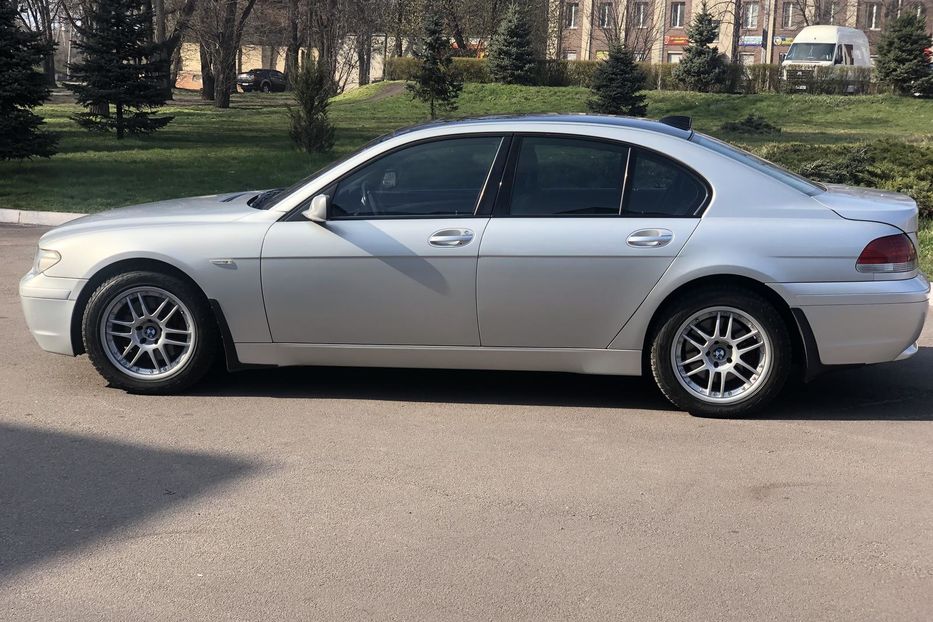 Продам BMW 730 730d 2003 года в Киеве