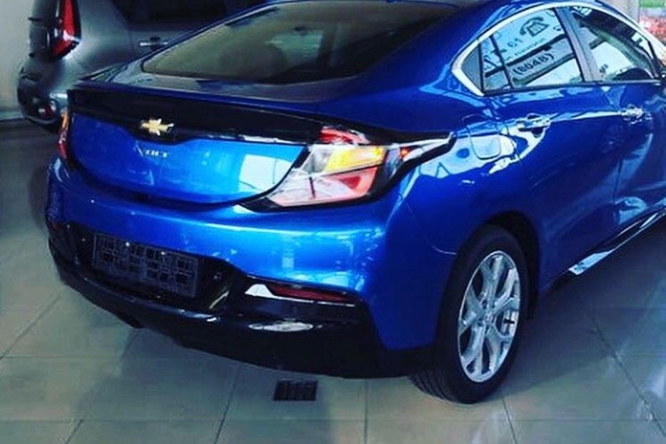 Продам Chevrolet Volt plug-in 2018 года в Одессе