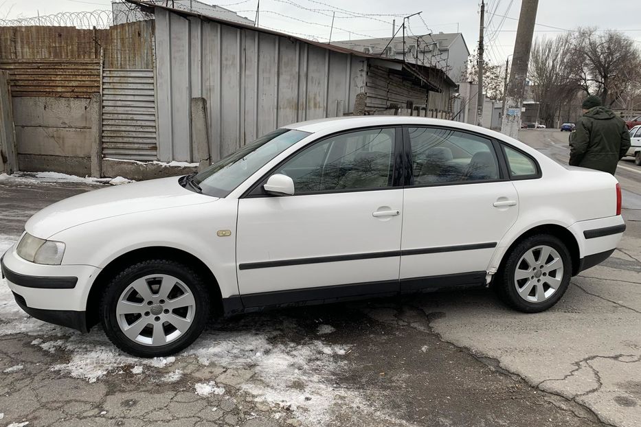 Продам Volkswagen Passat B5 1998 года в Запорожье